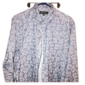 Men’s Button Down Shirt Size Large